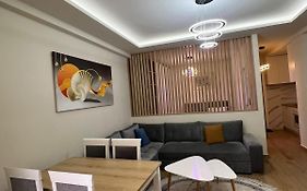 Condor Center Luxury Apartment Tirana